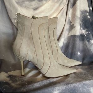 Jimmy Choo London Suede Envelope Booties beige size 40.5 made in Italy